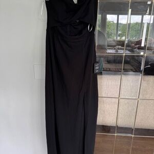 Lulu's Strapless Black Dress